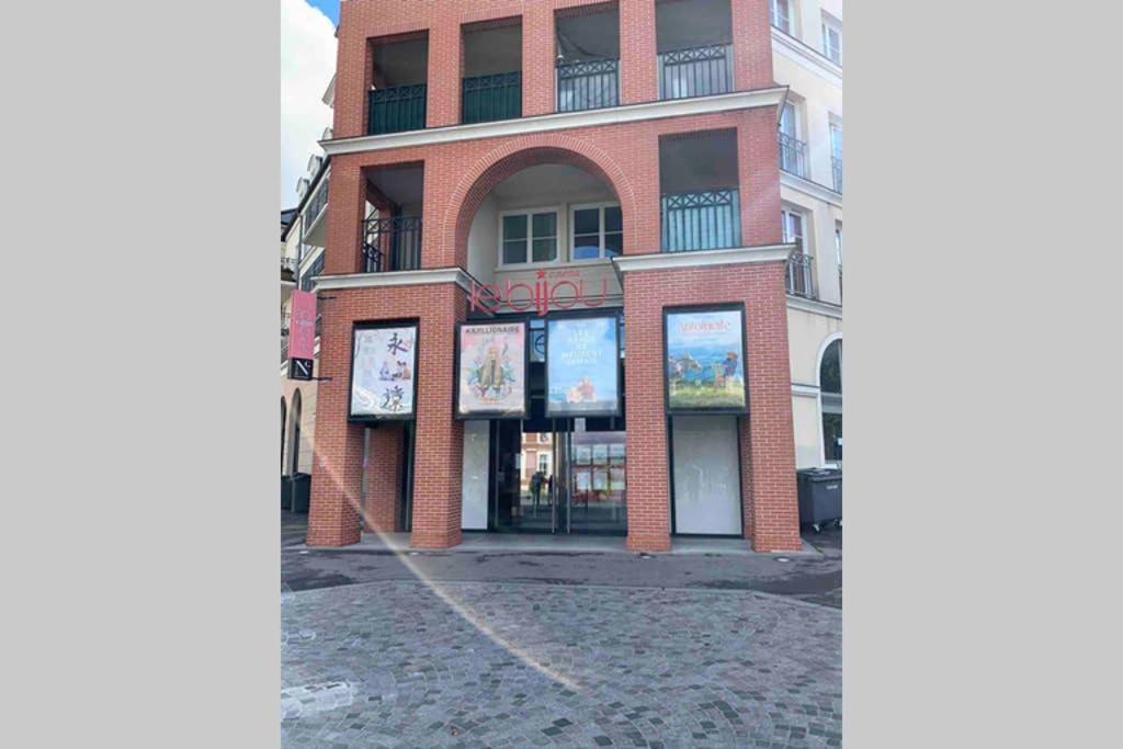 La Belle Etoile Apartment Noisy-le-Grand Exterior photo
